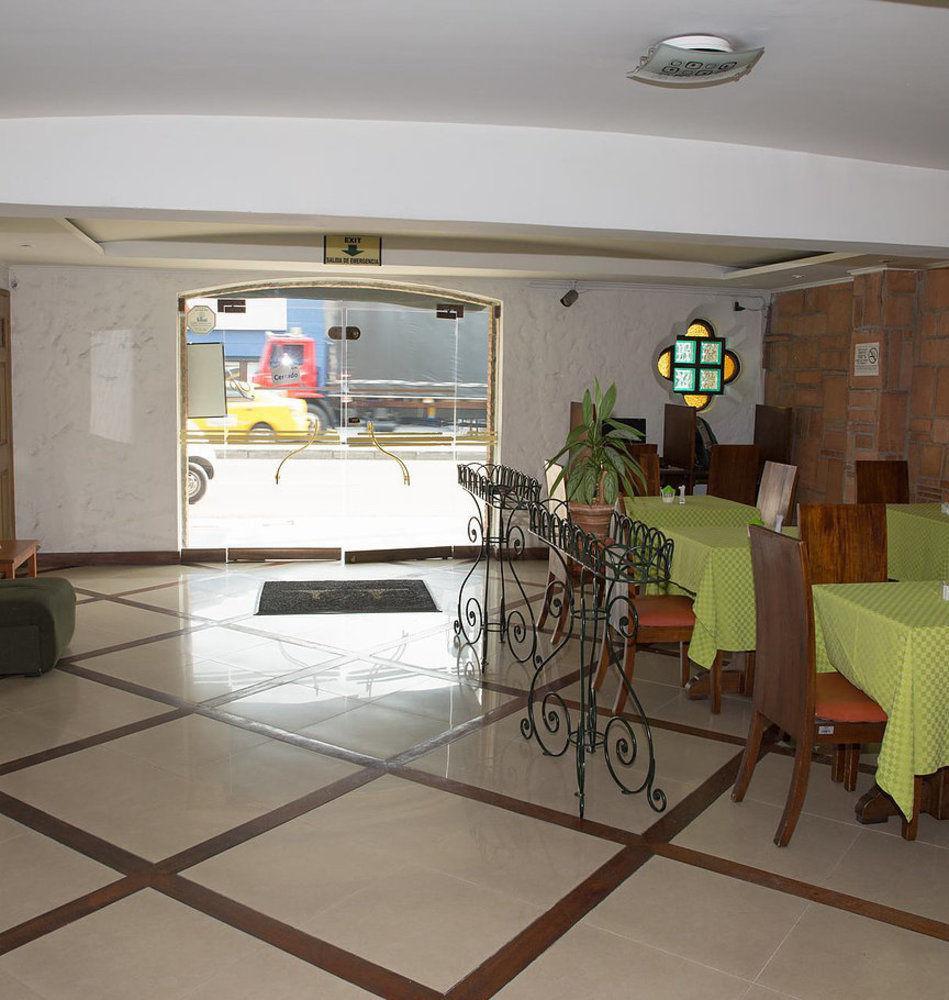 Ayenda 1223 Porton De La 10 Hotel Medellin Exterior photo